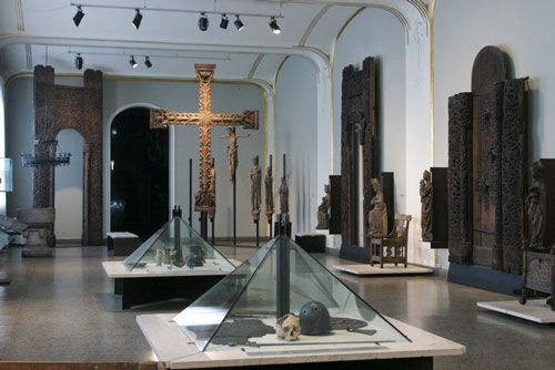 Religious artefacts and everyday objects at the medieval gallery of the Museum of Cultural History.