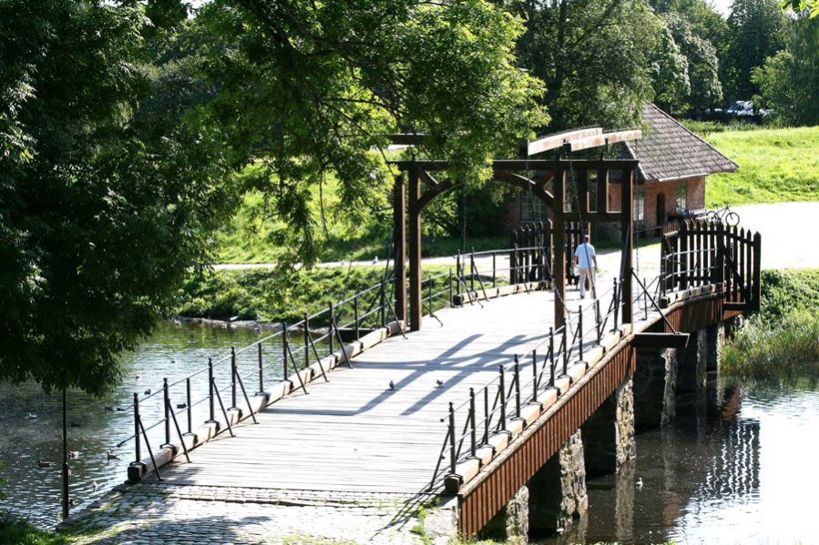 A little bridge in Fredrikstad’s Old Town in the summer.